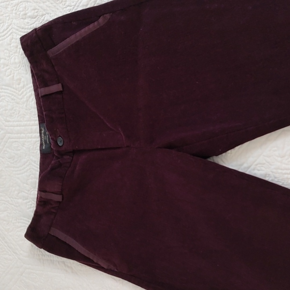 Banana Republic Dark Wine Red Corduroy Flared Trousers/ Size 8 - Picture 6 of 8